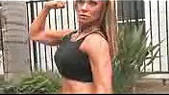 BodyBuilding Babes  Gorgeous Milf Flexing Muscles