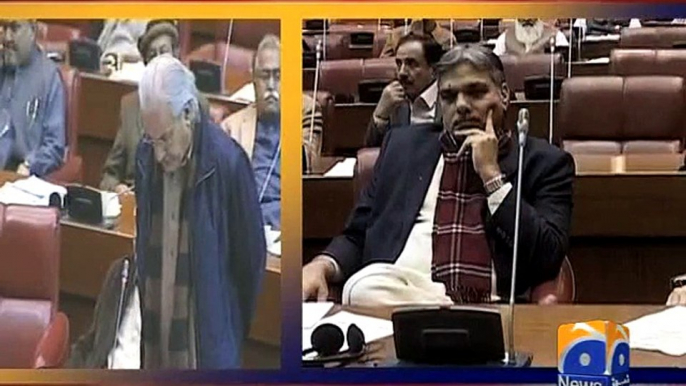 Raza Rabbani bursts into tears as Senate passes 21st amendment-Geo Reports-06 Jan 2015