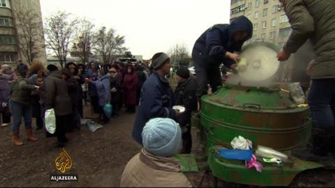 Ukraine militia vows to fight rebels in Mariupol