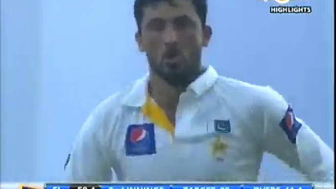 BEST BOWLING BY JUNAID KHAN