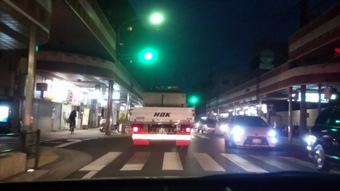 【ドライブ映像】明石市駅南の道を西へ[drive picture] a way of the Akashi-shi Station south to the west