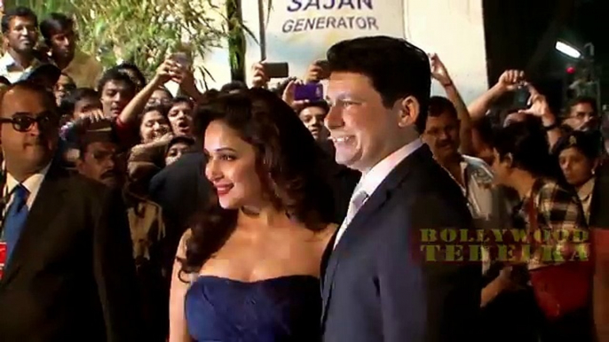 Madhuri Dixit  Hot Cleavage Expose  at 60th Britannia Filmfare Awards 2015   Red Carpet!