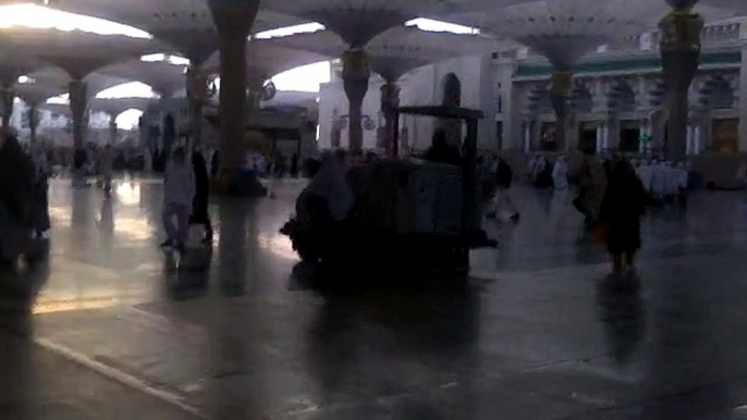 Masjid e Nabvi sehan