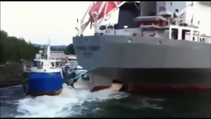 ship accidents caught on tape 2013 Fail ship accidents caught on tape Fail accident 2013