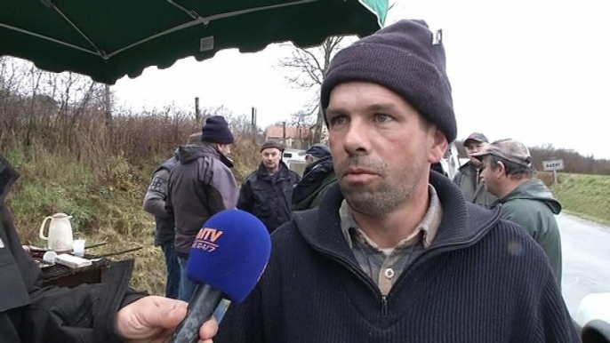 Les agriculteurs bloquent la ZAD au barrage de Sivens