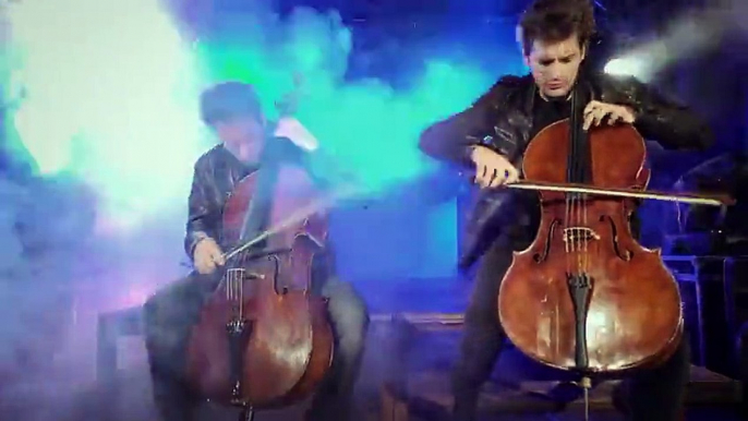 D'abord hués puis ovationnés, ce duo de violoncellistes va vous scotcher !