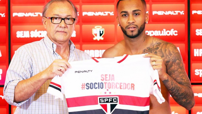 Wesley é apresentado no São Paulo e explica escolha