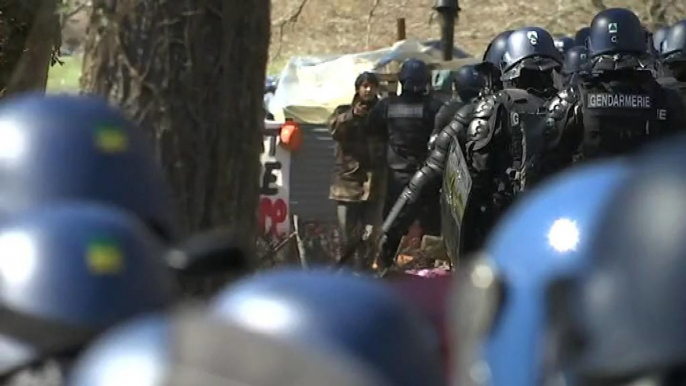 Les images de l'évacuation de la zad à Sivens