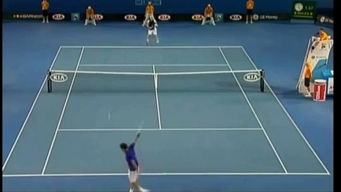 federermagic -- Andy Roddick Impersonates Roger Federer