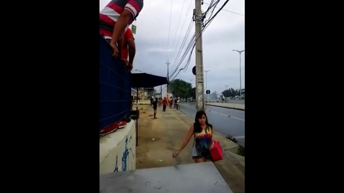 Clássico-Rei: torcidas organizadas entram em confronto na avenida Mister Hull