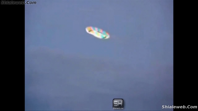 IMPRESIONANTE OVNI UFO PLATILLO MULTICOLOR BRILLANTE LUMINOSO VOLANDO SOBRE LAS PLAYAS DE ENSENADA BAJA CALIFORNIA MEXICO MARZO 2015