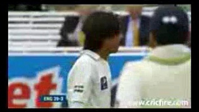 Mohammad Amir 6 wickets in 2 overs vs England in Test