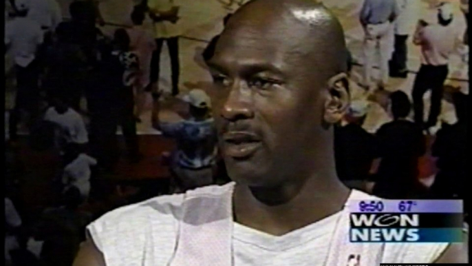 MICHAEL JORDAN, PHIL JACKSON & SCOTTIE PIPPEN REFLECT ON THE CHICAGO BULLS 1990S DYNASTY WGN RARE INTERVIEW