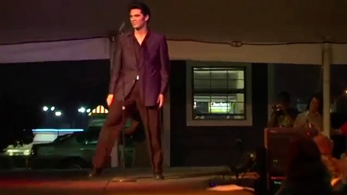 Cody Slaughter sings 'TROUBLE' at Elvis Week 2008 (video)