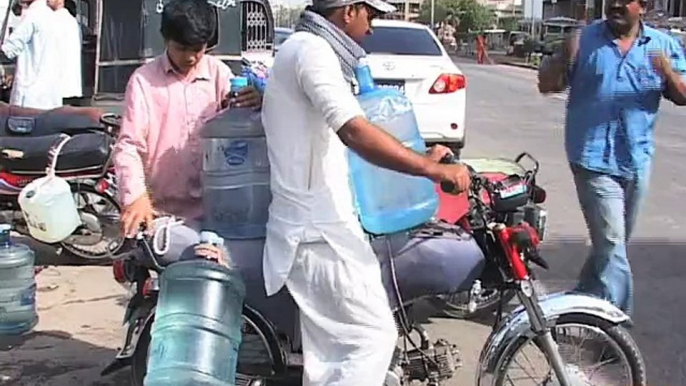 Dunya News-Karachi :Severe water crisis hits DHA, Clifton