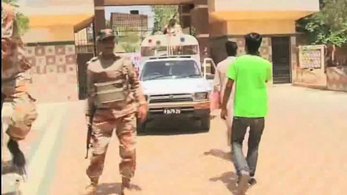 Dunya News - NA-246 by-election: Deployment of Rangers, police started at polling stations