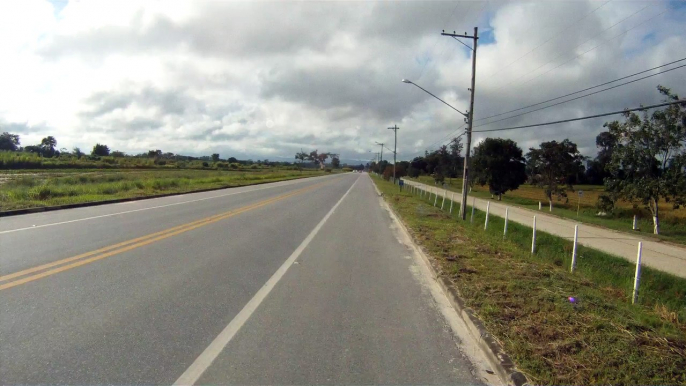 85 km, Treino do Ironman, longuinho, giro alto, treino leve, Marcelo Ambrogi e Fernando Cembranelli, Taubaté, SP, Brasil, (6)