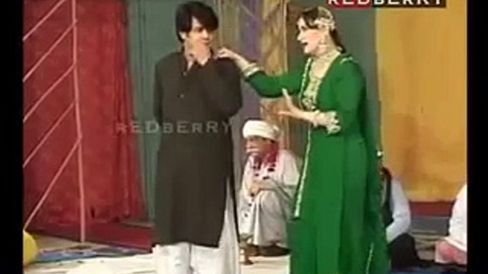 Clip   Sheela Ki Jawani New Pakistani Punjabi Full Stage Drama 2013 Segment100 48 30 00 49 38