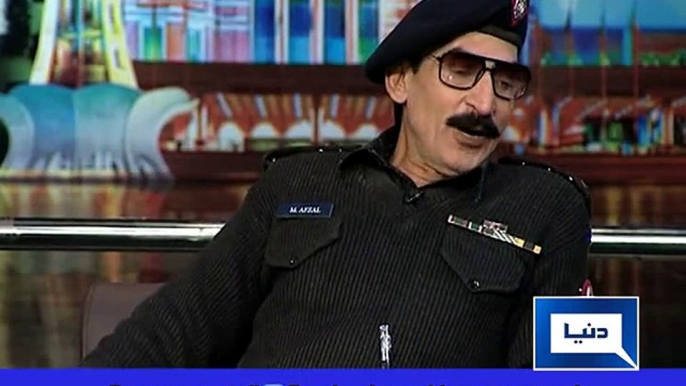 "..Iftikhar Thakur imitates police in Mazaaq Raat.." - Adnan Ali Abbas