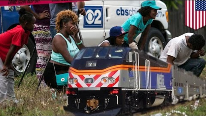 Two killed on elevated Chicago BNSF train tracks