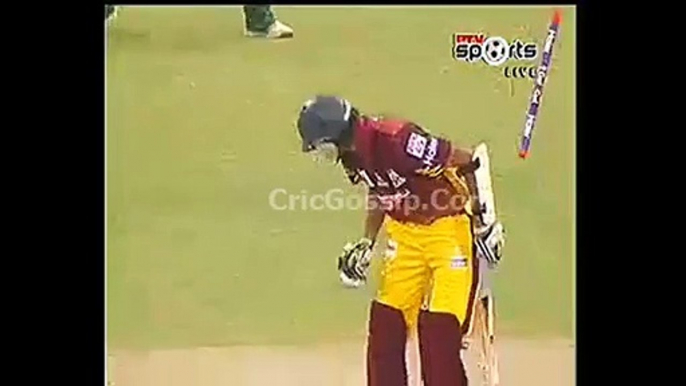 Mohammad Aamir First Wicket After Returning to competitive cricket in Super 8 T20 2015