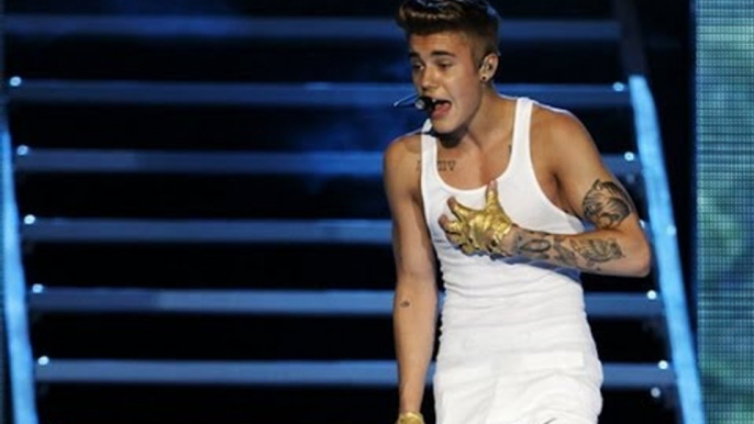 Justin Bieber attacked by crazed fan in Dubai