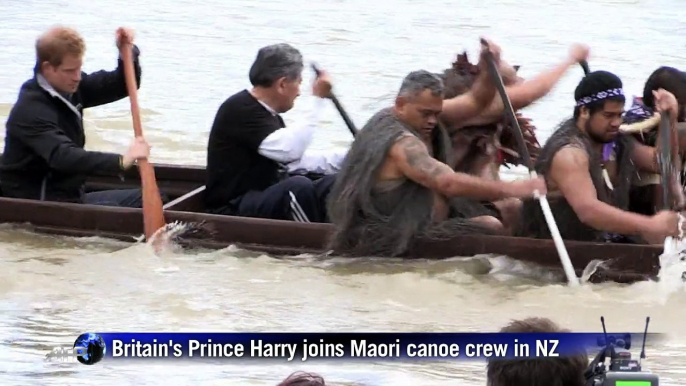 Paddling Prince Harry joins Maori canoe crew