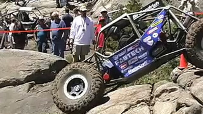 EXTREME ROCK CRAWLING