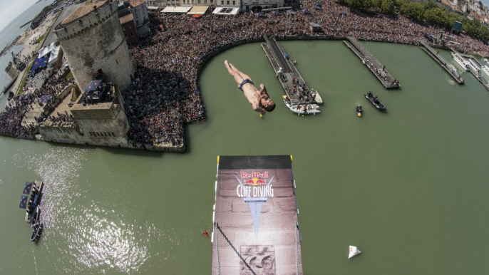 27.5M Leap From French Skies | Red Bull Cliff Diving World Series 2015