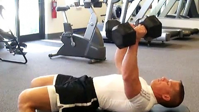 Build Massive Chest Muscles With Dumbbell Press For Pecs