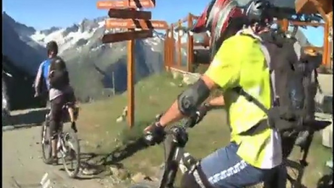 images sans commentaires du mondial de VTT aux 2 Alpes