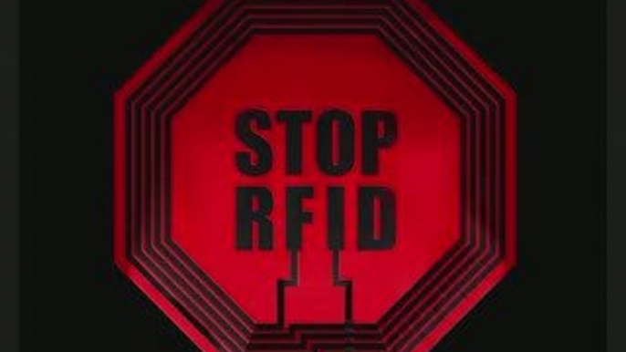 danger !! la puce rfid nous fiche comme du betail