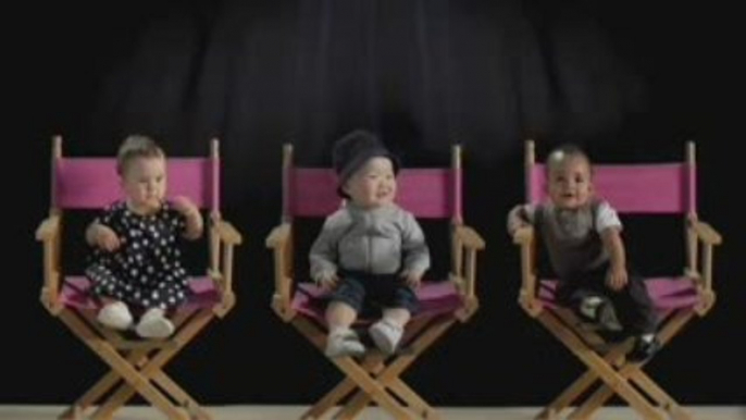 Les bébés de la pub pour Evian en interview !!!!