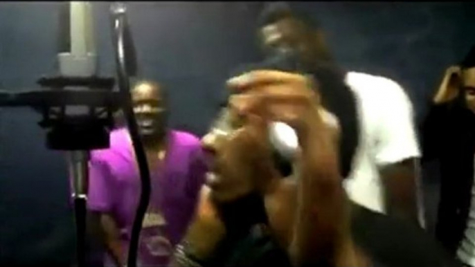 Travis Porter & New Boyz - Call U [In Studio Performance]