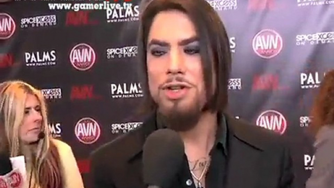 Dave Navarro talks on the AVN Red Carpet