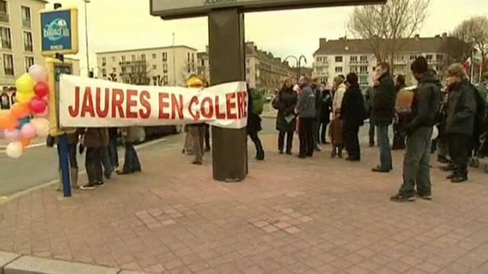 Calaisis TV:Les enseignants du collége Jean Jaurès en colère