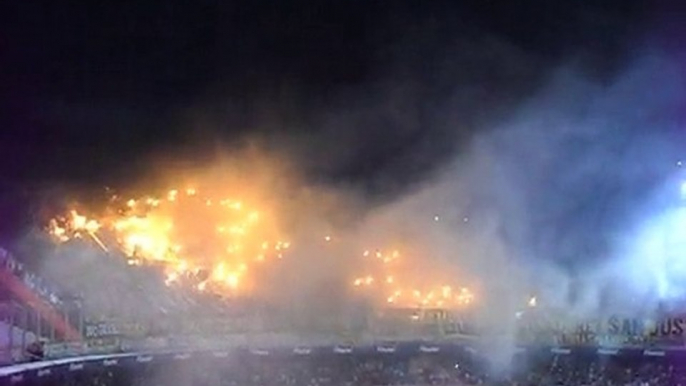 Hincha Boca Juniors (bengales) superclasico 16/11/2010