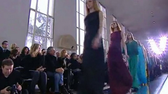 Valentino Fall 2009 Fashion Show (full)