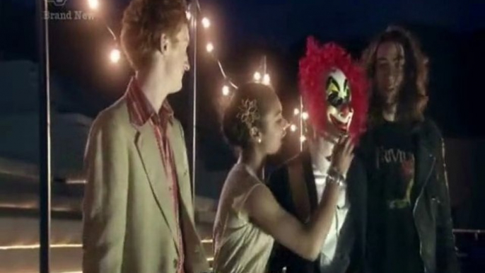 Skins Saison 5 Ep1 part3/3