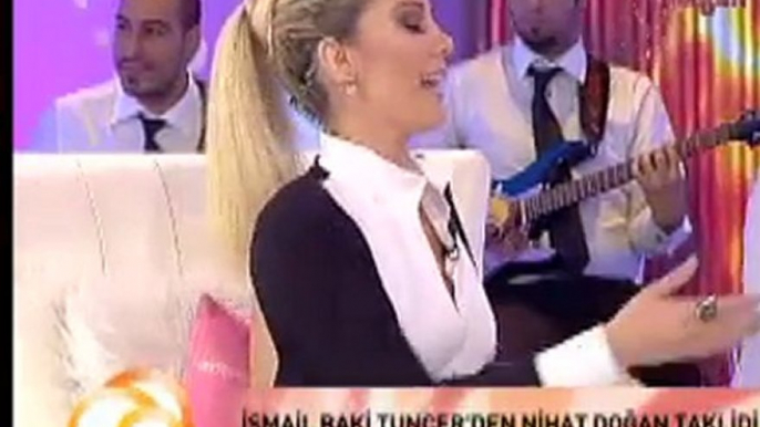 İSMAİL BAKİ TUNCER'DEN CANLI YAYINDA NİHAT DOĞAN TAKLİDİ