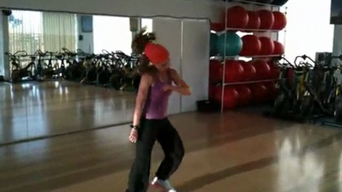 zumba  cours de zumba reggaeton  zumba danse  zumba fitness   delicious