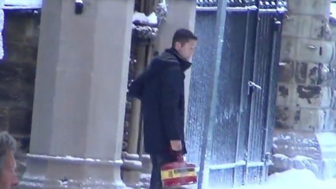 The Dark Knight RIses - Joseph Gordon-Levitt "Filming Scene in Snow"