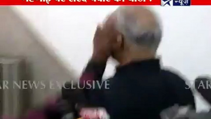 Sharad Pawar slapped by youth in Delhi over inflation