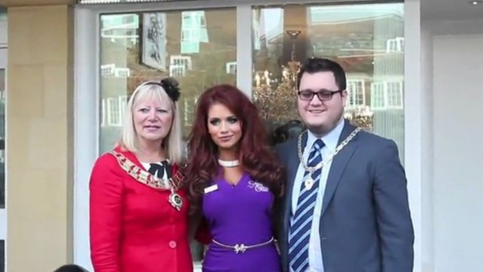 'TOWIE' Star Amy Childs Opens a Salon