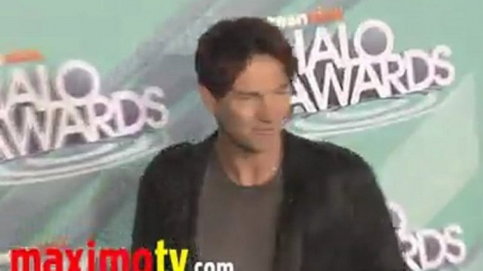 Stephen Moyer 2011 HALO Awards Arrivals