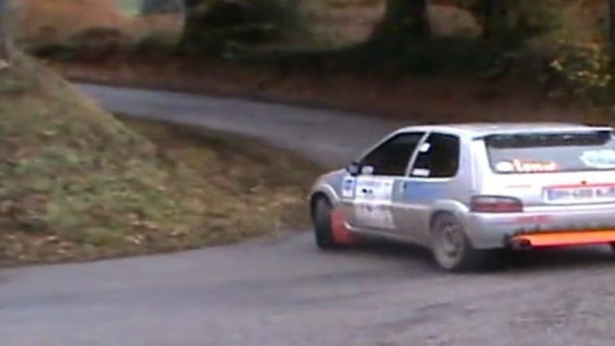 Rallye du Cantal 2011 Lamouret / Delpech Saxo Vts F2/13