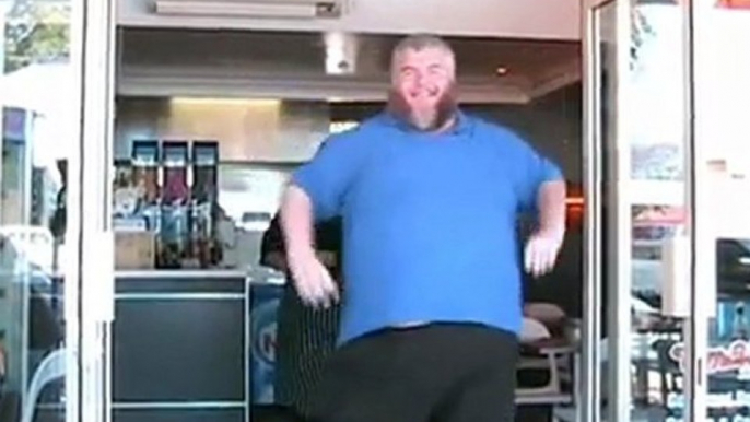 Fat Guy Belly Dances Infront Of Burger Diner! (Watch in High Quality)