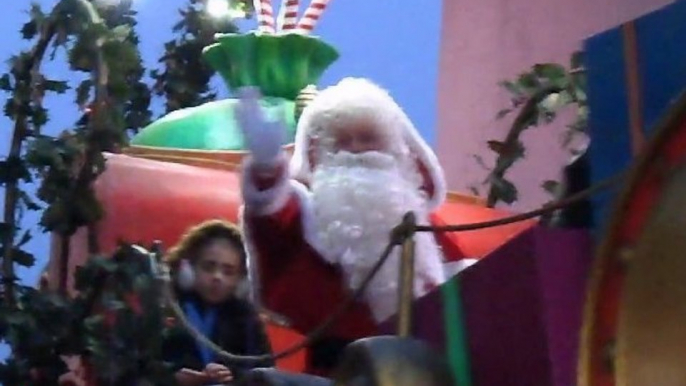 Parade Noël à Disneyland Resort Paris 2011