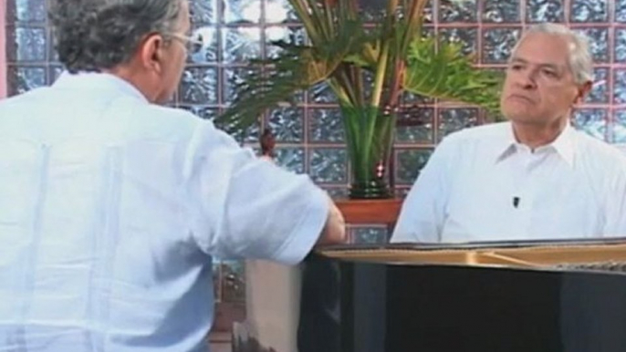 Mario Fernando Piano con Alvaro Uribe