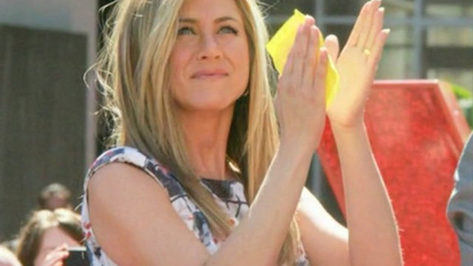 Sexy Jennifer Aniston Gets A Star Hollywood Walk Of Fame - Hollywood News